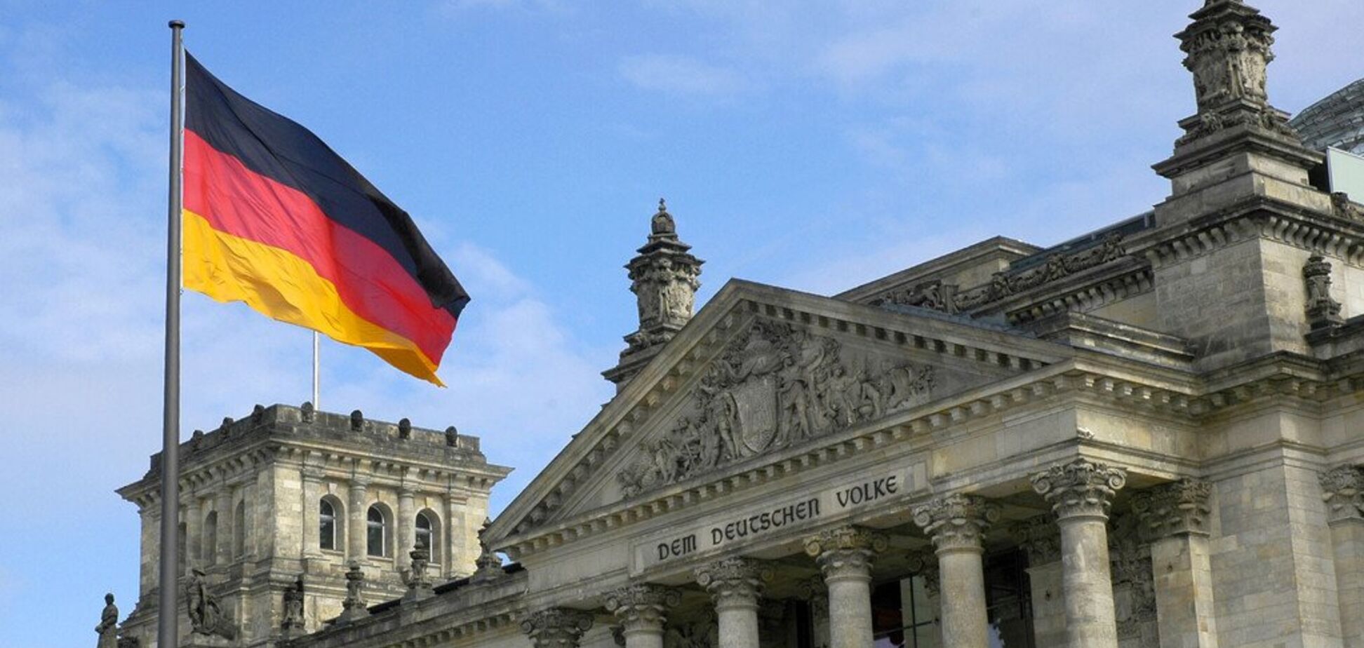 Соседка Украины потребовала от Германии $900 млрд: в чем дело