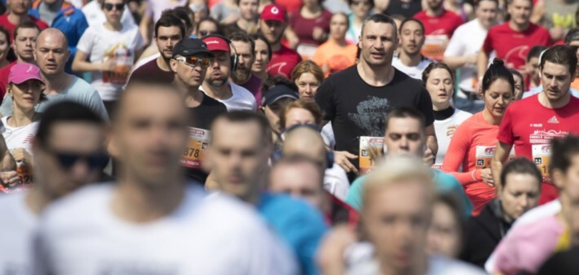 Кличко пробежал 10 км на Kyiv Halt Marathon