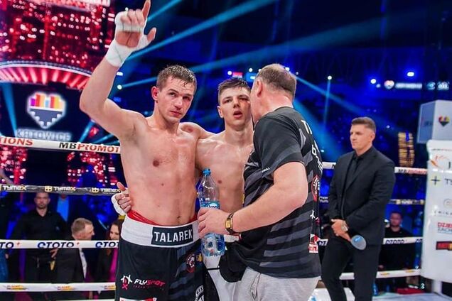 10 нокдаунів у п'яти раундах: польські боксери видали найбільш дикий бій року – відео