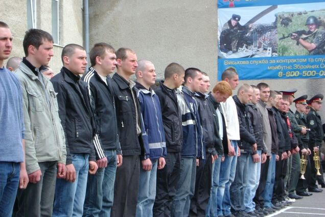 Військовий експерт запропонував спосіб боротьби з ухильниками від призову в Україні