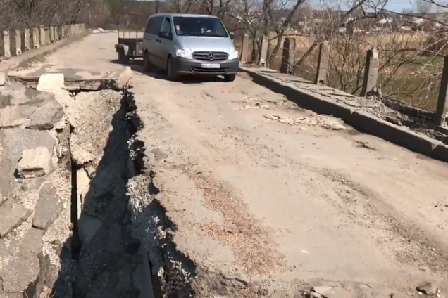 'Раби': мережу здивувало показове відео руйнувань на Донбасі