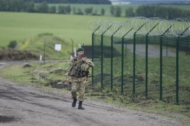 Стена на границе с Россией