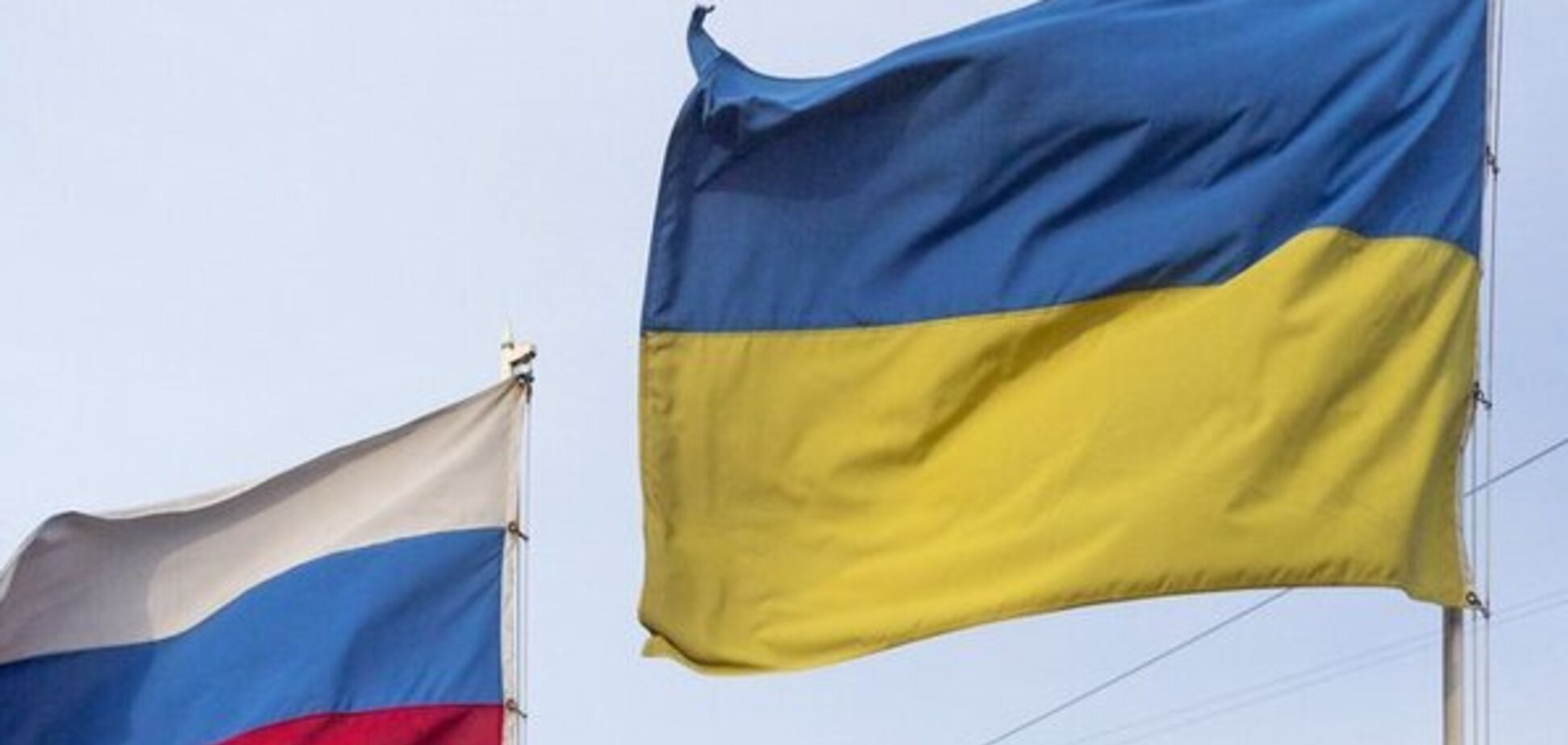 Обогнали Россию: 'заробитчане' перечислили в Украину рекордные суммы