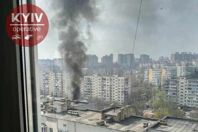 В Киеве произошел пожар в жилом доме: огонь охватил два этажа 