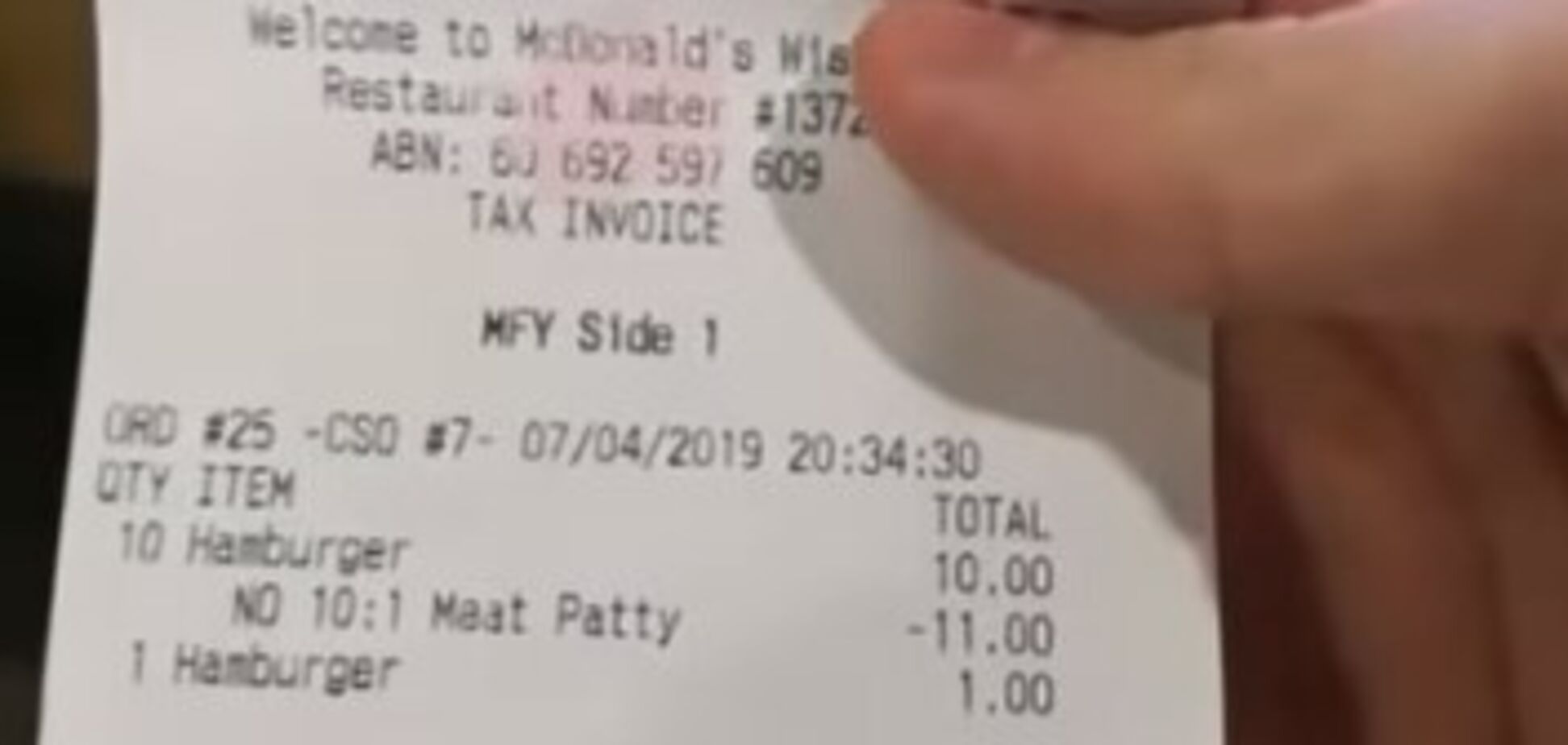 В McDonald’s можно есть бесплатно? Сеть заинтриговало видео разоблачения  