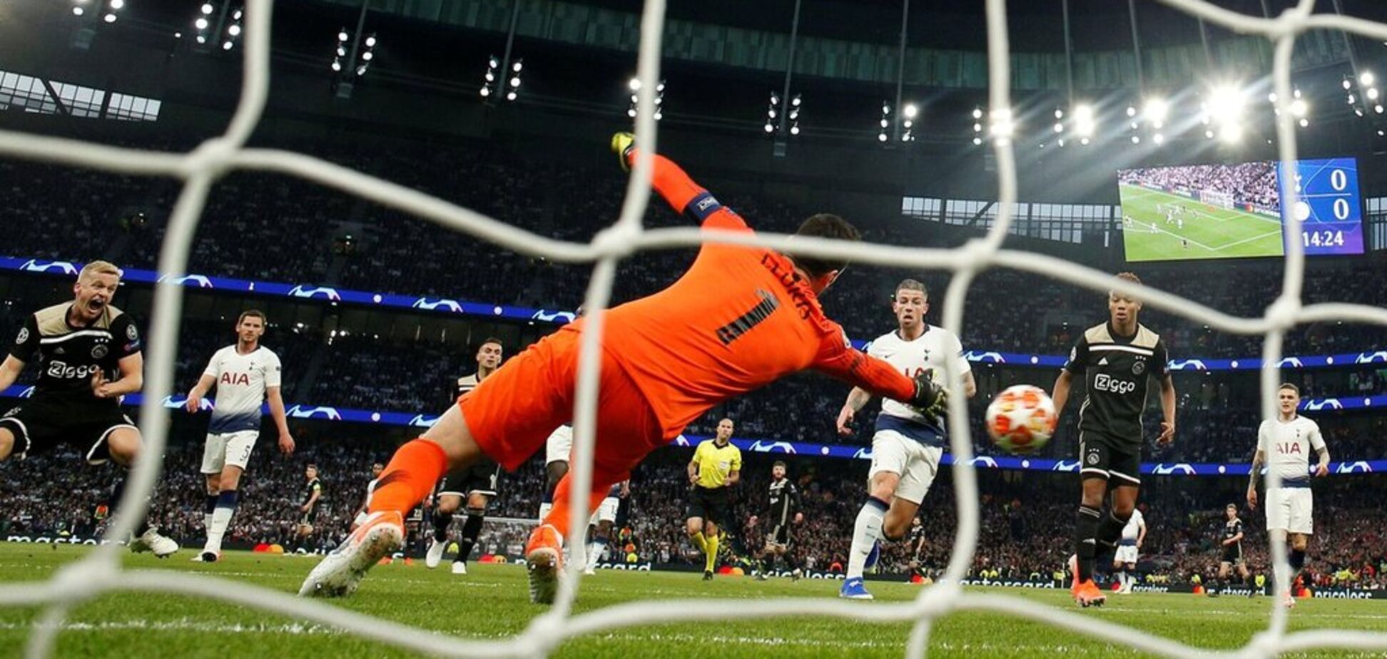 Тоттенхем – Аякс: відео-огляд півфіналу Ліги чемпіонів