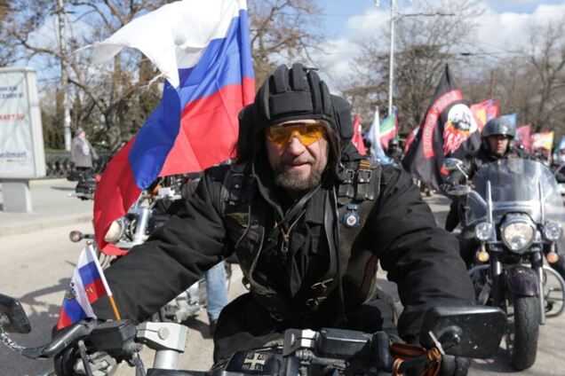 'На Берлин': в Польше не пропустили любимых байкеров Путина