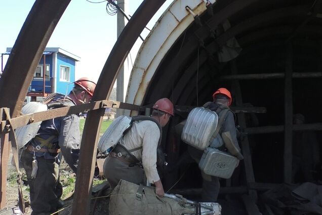 Элита 'ЛНР': нажился на войне, открыл копанку и погубил 17 человек