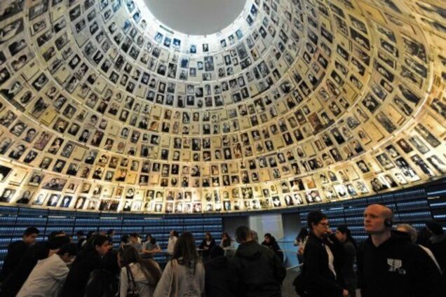 Путин закрыл архивы про Вторую Мировую войну до 2040 года