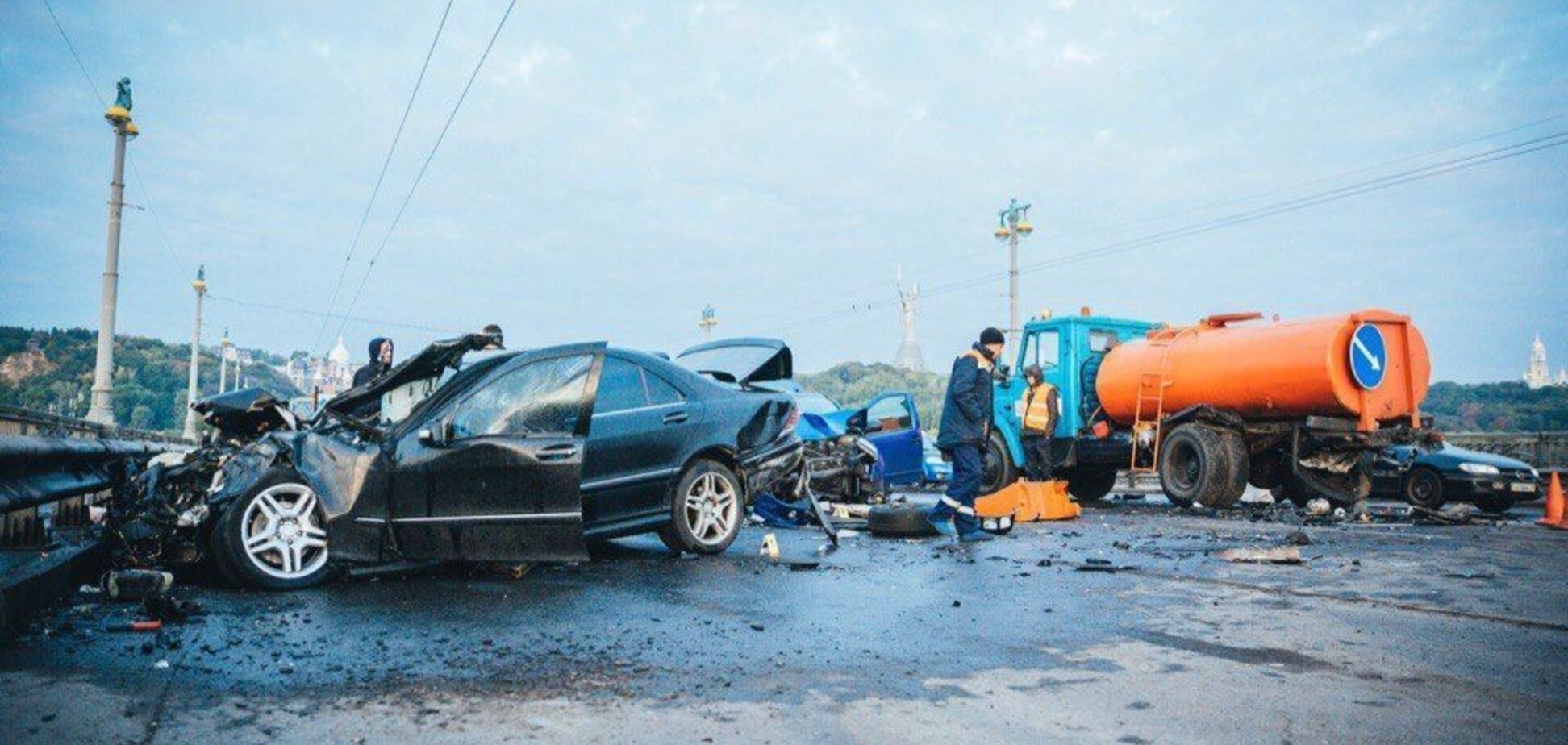 Чому на вулицях та дорогах України небезпечно: як ситуацію можна виправити