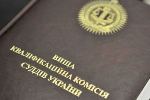 Захворіли в один день: 34 судді Окружного адмінсуду Києва не прийшли на іспит