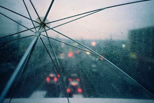 Накриє: синоптики дали невтішний прогноз на вихідні в Україні