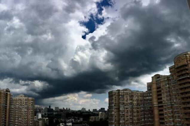 На Київ насувається гроза: оголошено перший рівень небезпеки