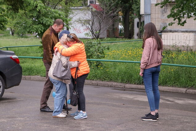 В Киеве в квартире обнаружили два трупа и изможденного ребенка