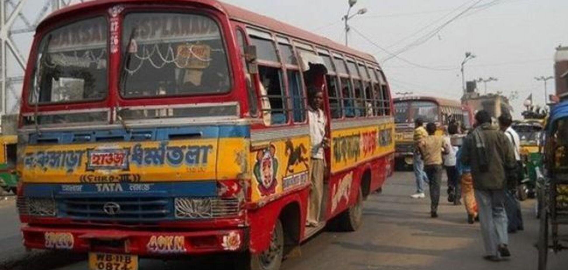 В Індії розбився весільний автобус: багато жертв і постраждалих
