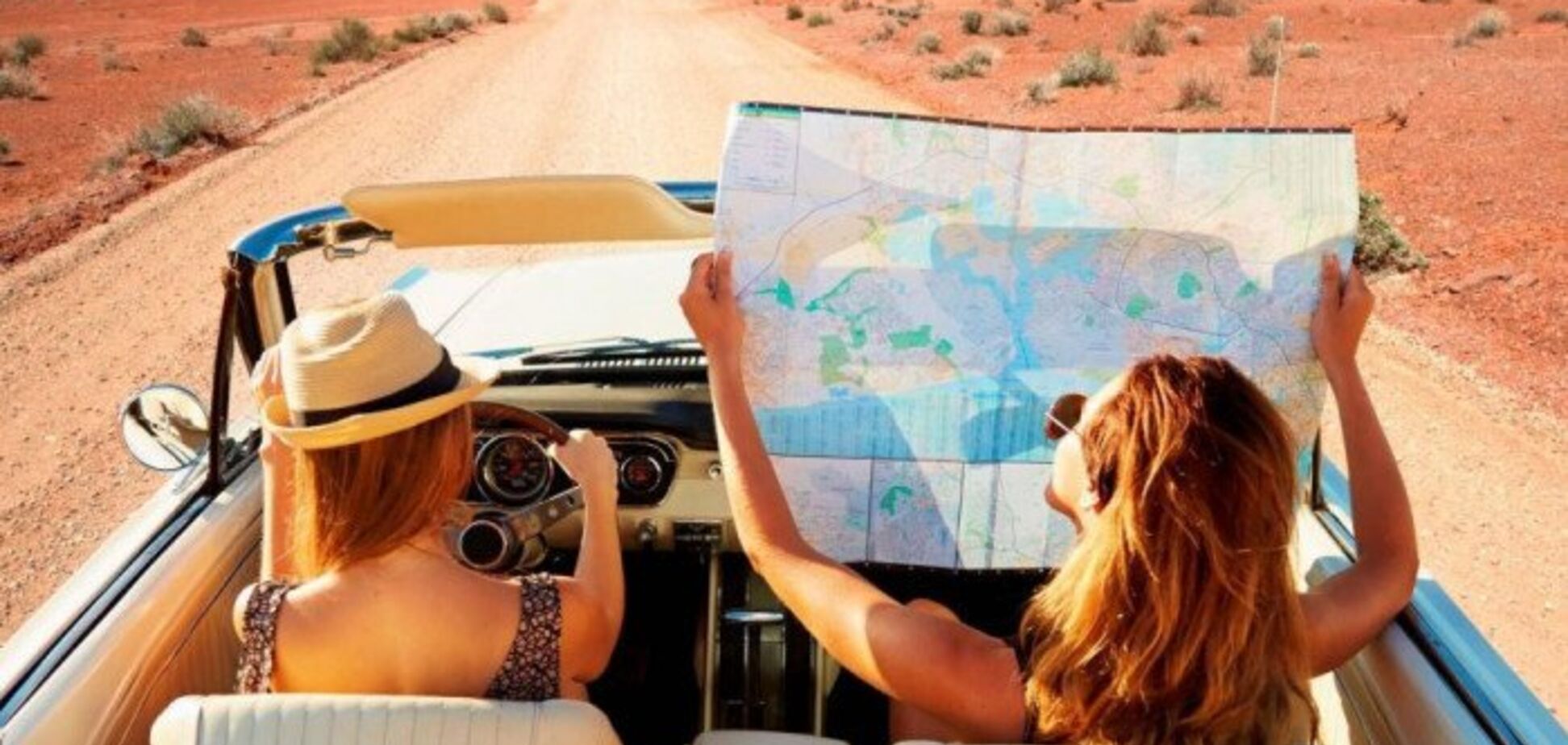 Tоп-10 Telegram-каналів про подорожі