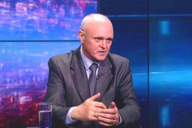 'Нужно заменить': у Зеленского назвали министра под угрозой увольнения