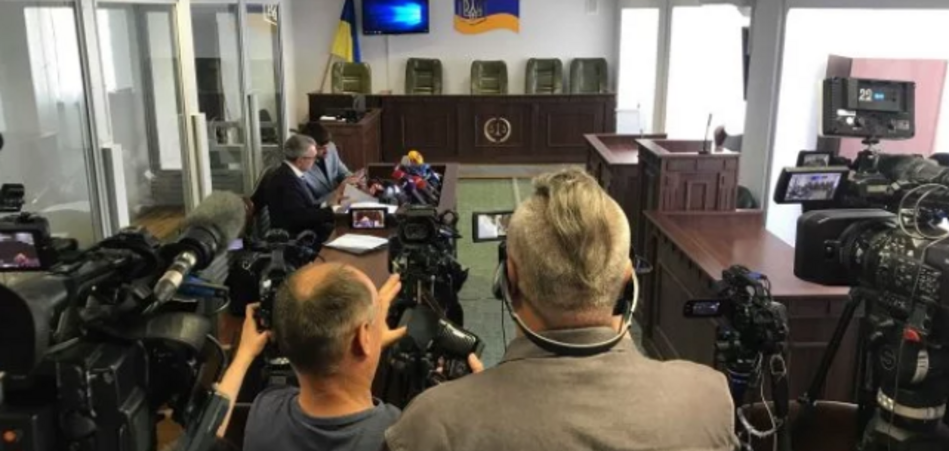 Суд наказал Зеленского за скандальную выходку на выборах