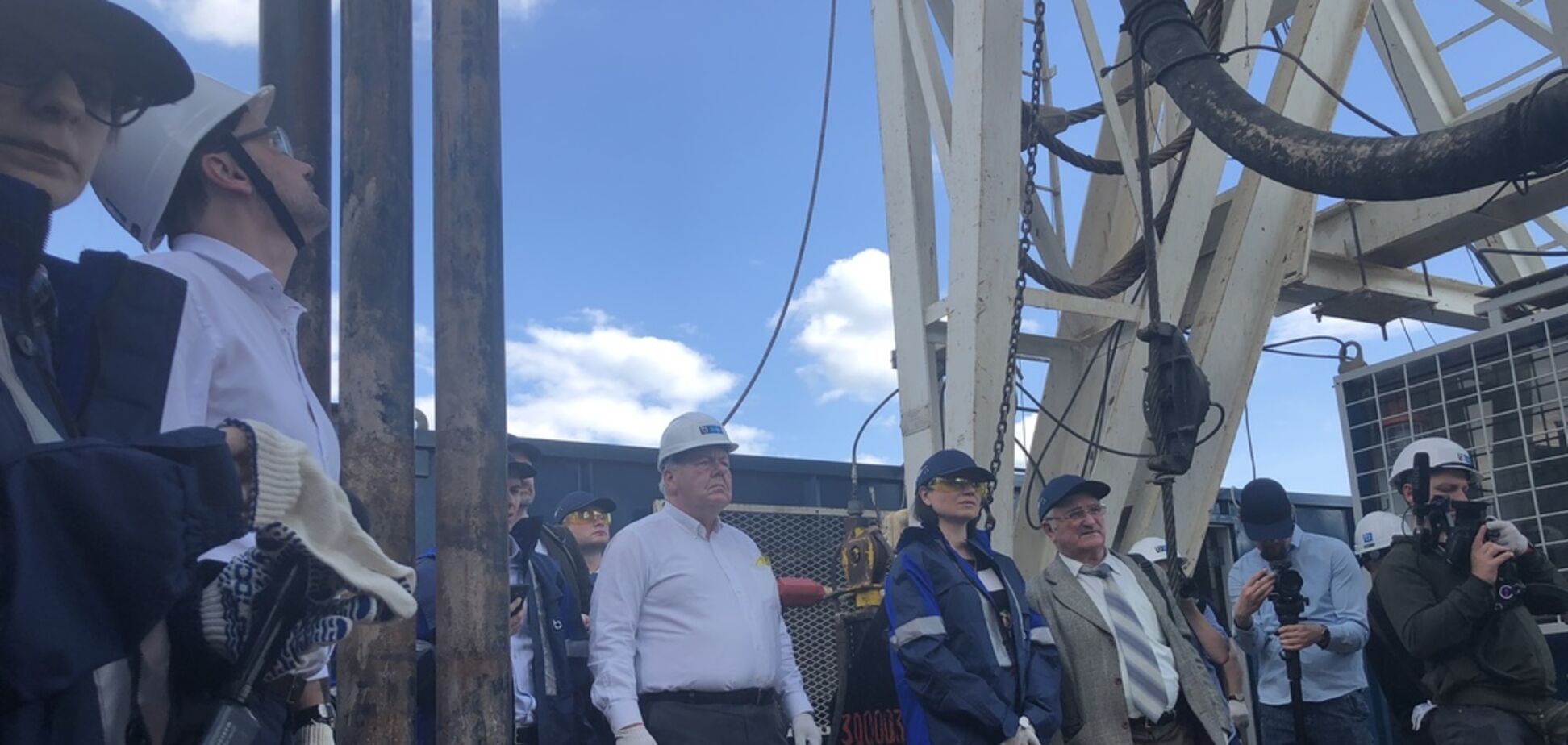 Экс-глава ЦРУ посетил месторождения украинского газа