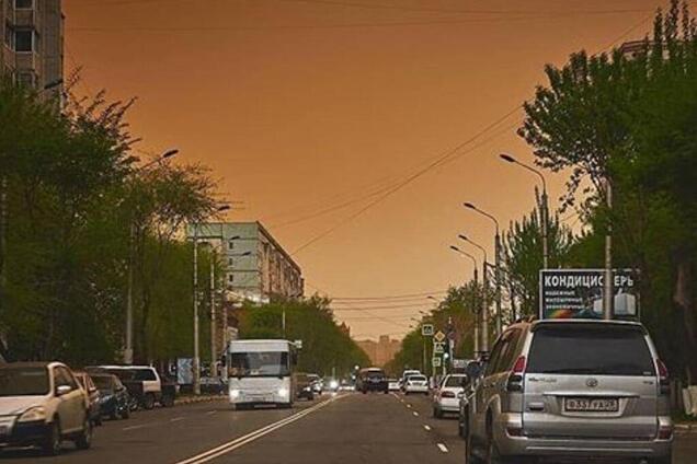 'Апокаліпсис!' У Росії небо раптово забарвилося в жовтий колір
