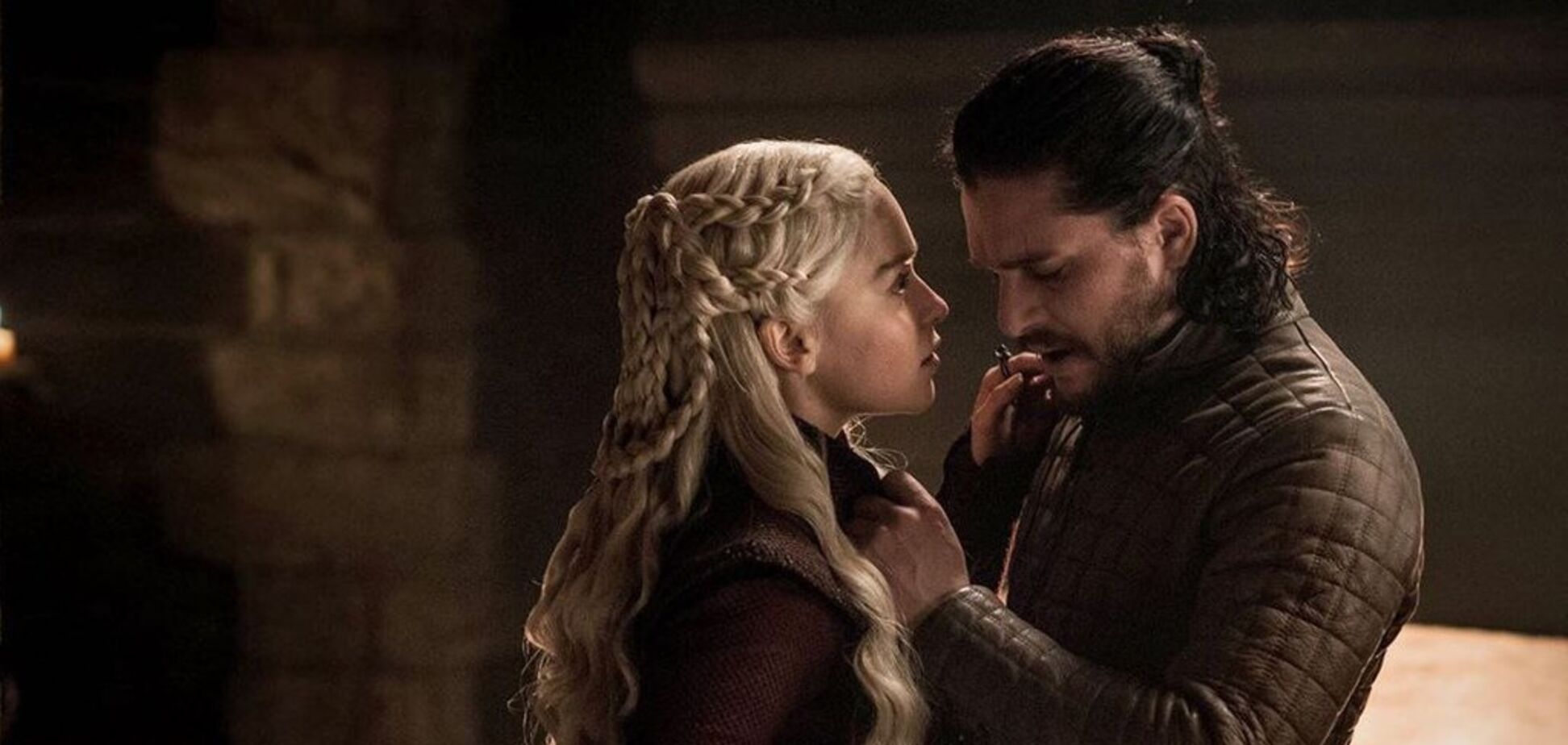 'Враг не пройдет!' Клуб Ракицкого жестоко наказал фаната из-за финала 'Игры престолов'