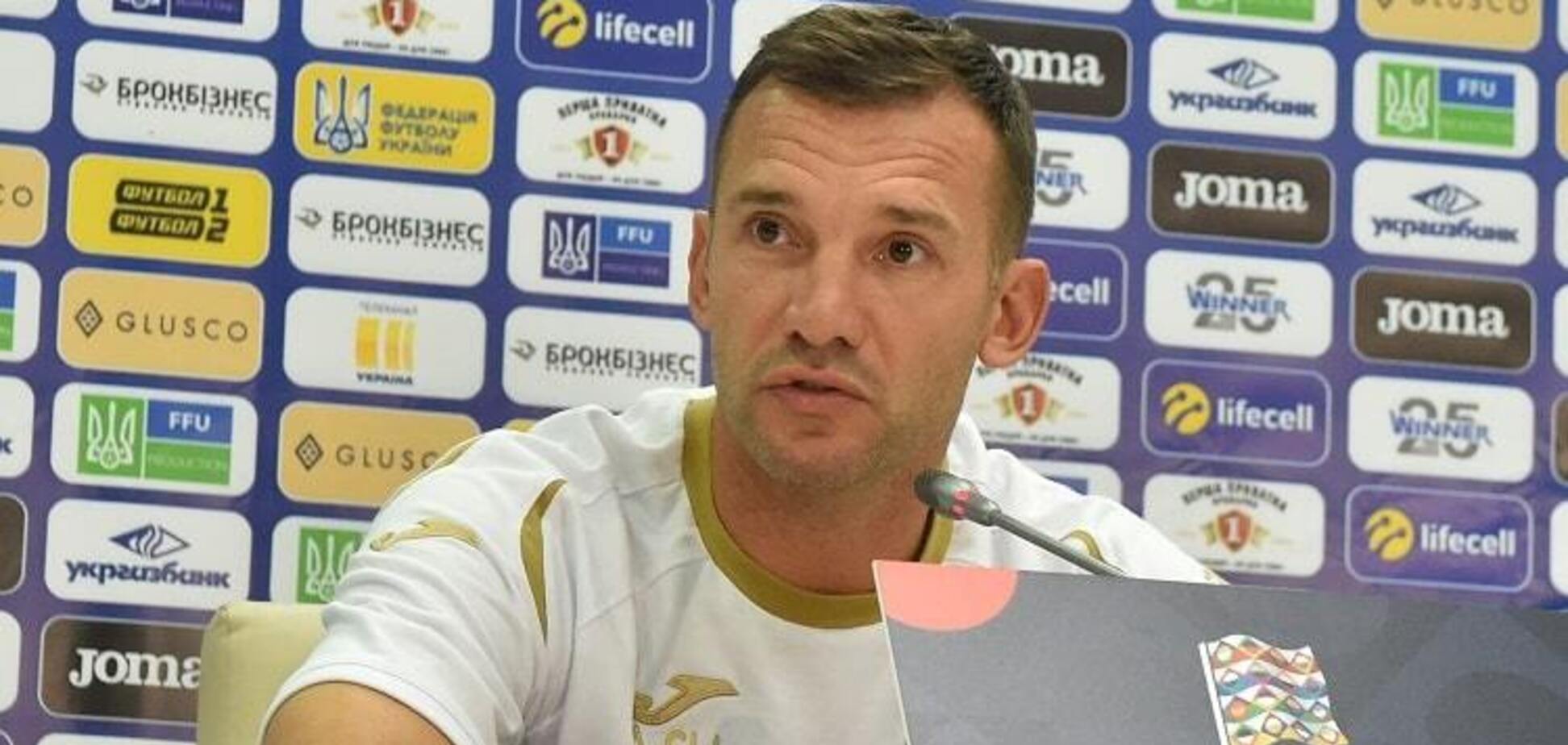 Кидався пляшками: Коноплянка розповів, що влаштував Шевченко перед матчем із Сербією