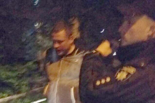 Остановили за пьяное вождение: в Киеве произошло кровавое нападение на полицейских