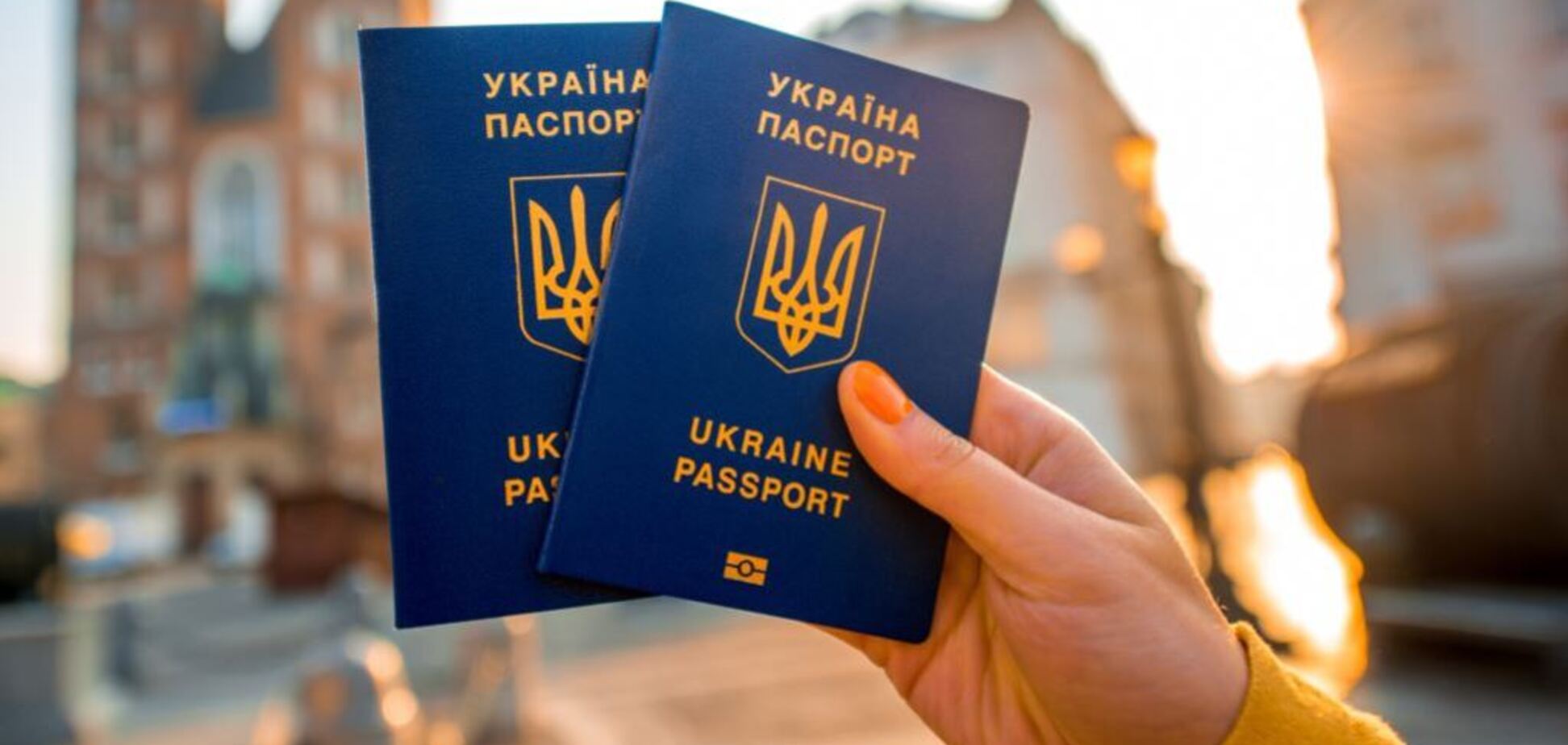 В Україні відновилася видача біометричних паспортів