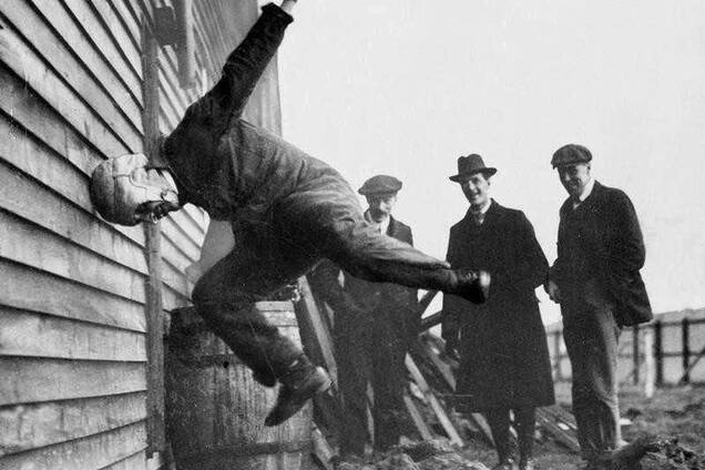 Портрет президента в кабинетах: есть идея, чем заменить