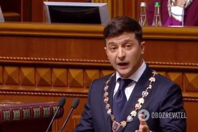 "Смотрите в глаза!" Зеленский запретил свои портреты в кабинетах украинских чиновников