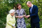 Елизавета II, Кейт Миддлтон и принц Уильям