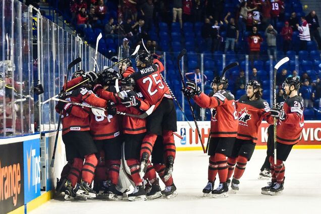 Канада фантастическим образом пробилась в 1/2 финала ЧМ по хоккею