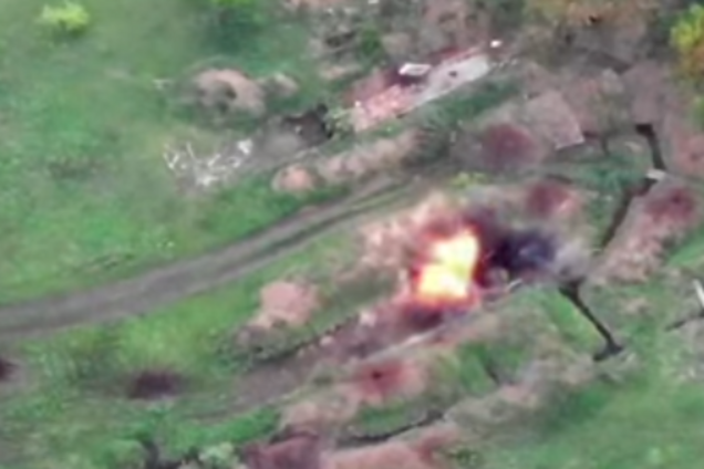 ВСУ на Донбассе разбомбили технику врага