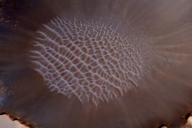 Аналогов нет на Земле: на Марсе засняли скоростной феномен. Уникальные фото