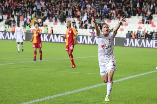 Футболист сборной Украины выдал суперматч в Турции