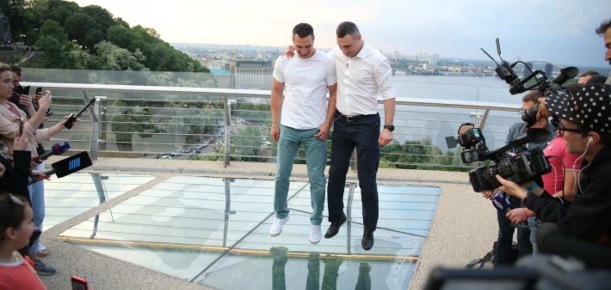 пішохідний міст