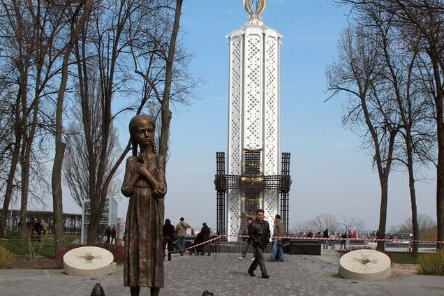 Еще одна страна может признать Голодомор в Украине геноцидом: что дальше