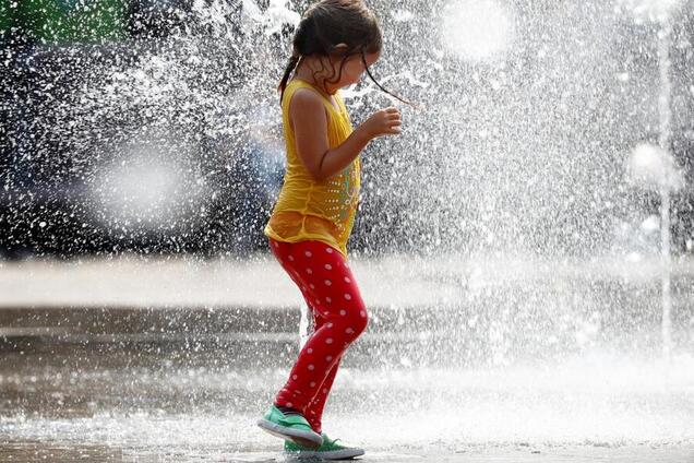 До +32: синоптики дали знойный прогноз по Украине