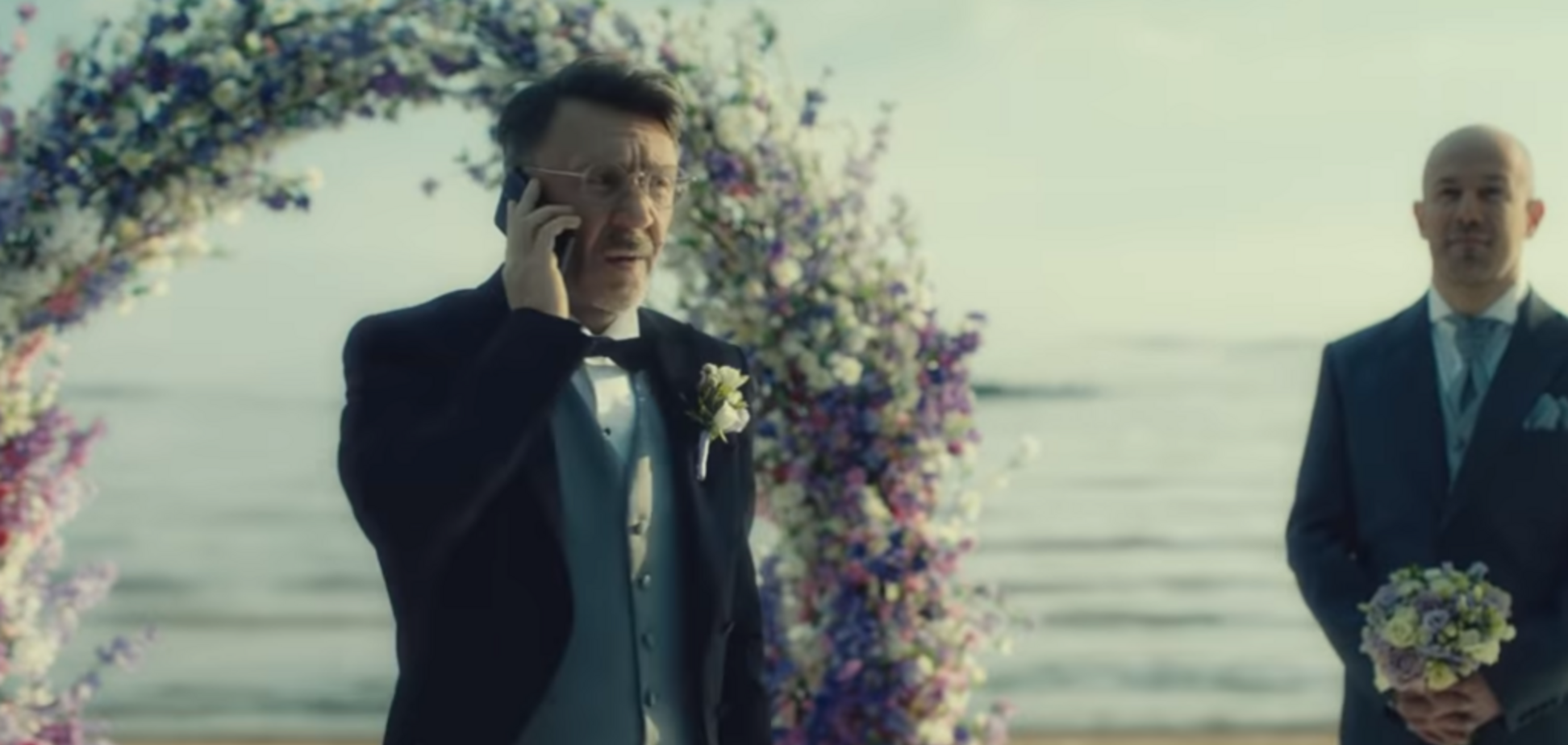 'Все идет по плану': новый клип Шнура 'порвал' сеть