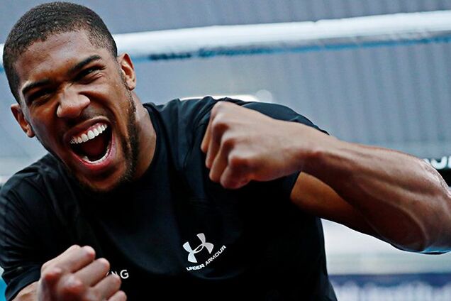 'Ненужные вещи': Джошуа рассказал Кэмпбеллу, как победить Ломаченко