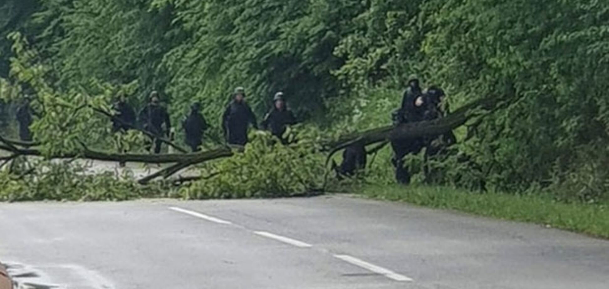 У Косово почалися масові заворушення: є поранені