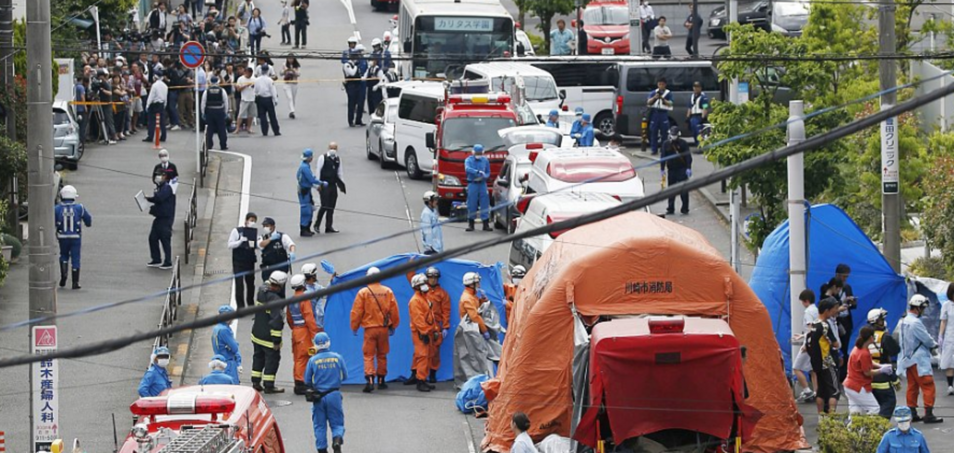 В Японії на вулиці по-звірячому порізали школярів