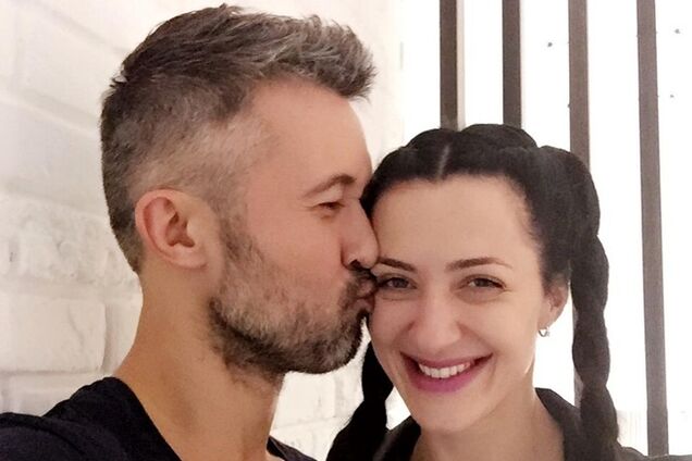 'Ох, как нежно!' Бабкин поразил сеть откровенным фото с женой