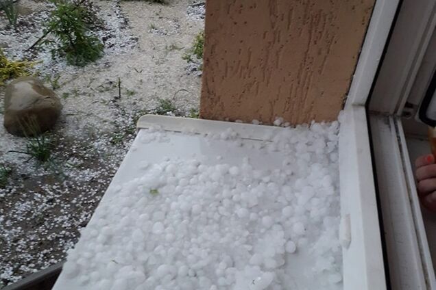 Засипле градом: на Україну насувається шторм. Мапа