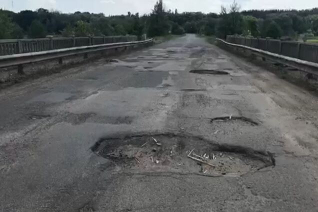 Байкеры пожаловались на жуткие дороги и обратились к украинцам