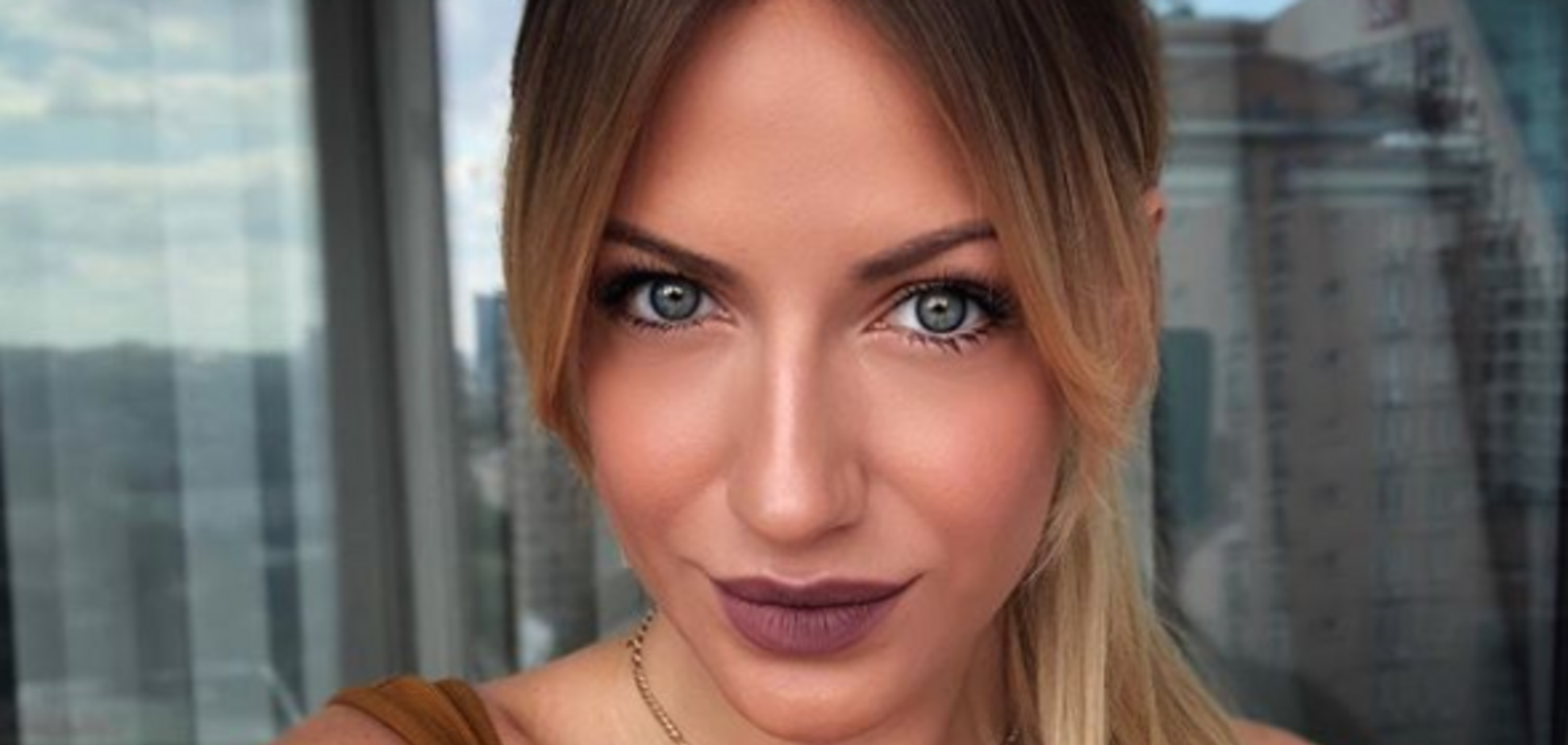 Спокуслива Нікітюк розбурхала мережу пікантним фото