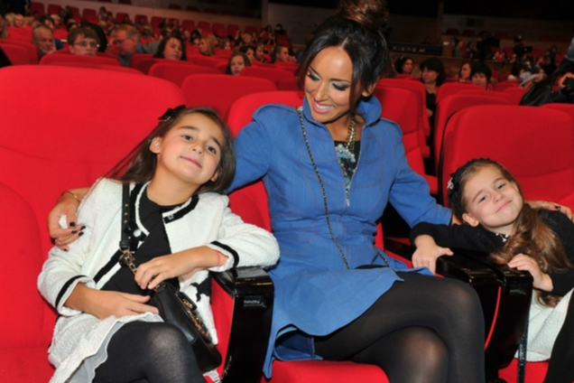 Алсу з дочками