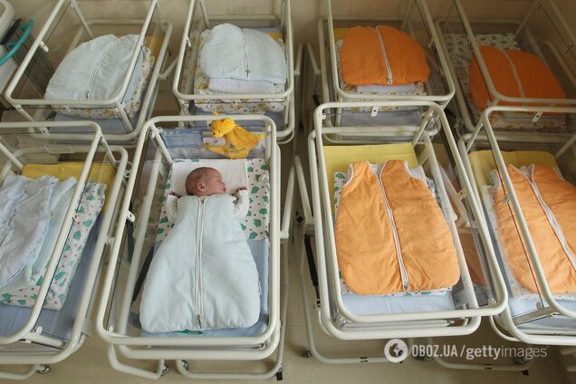 В Україні скасували відпустку для людей, які усиновили новонароджених