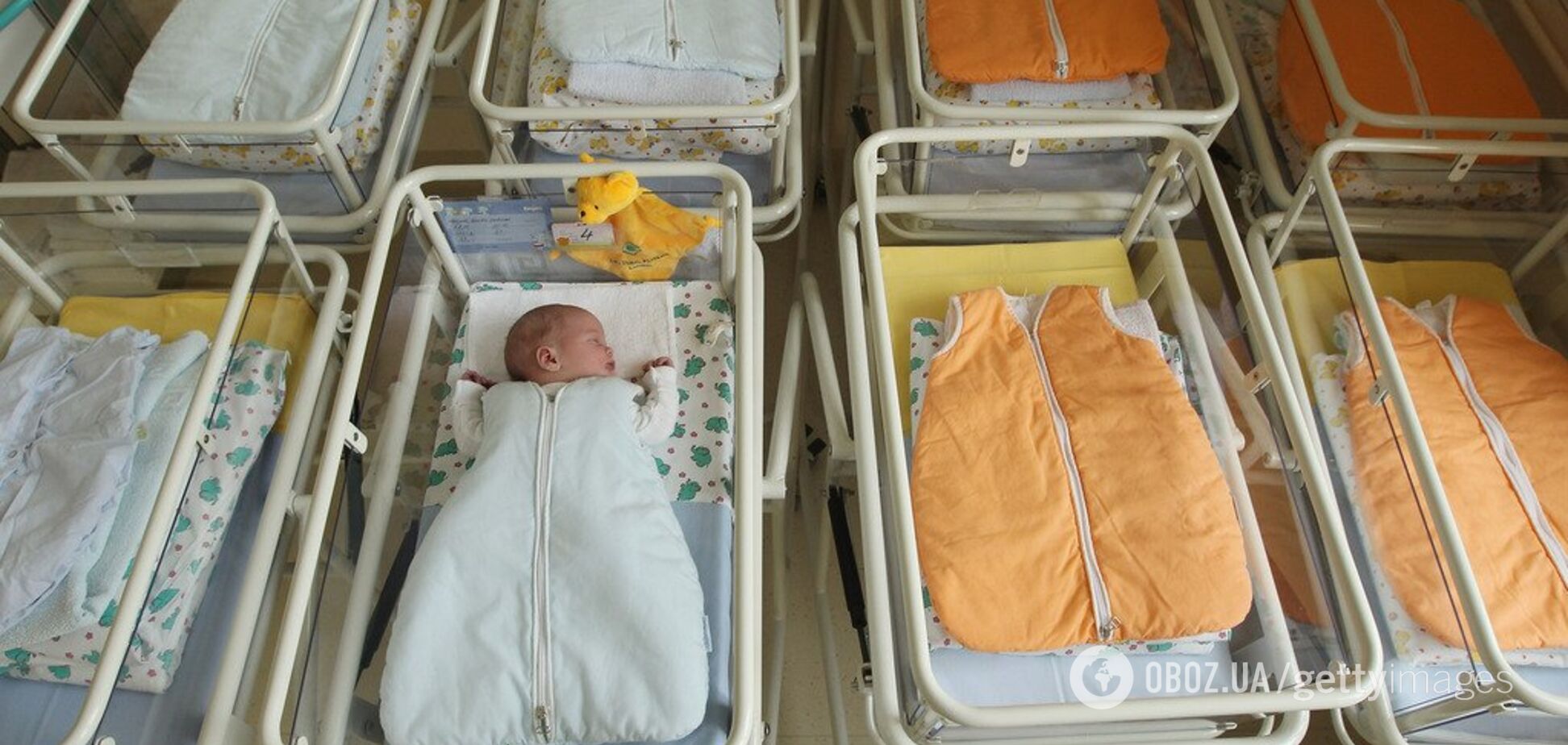 В Украине отменили отпуск для людей, усыновивших новорожденных