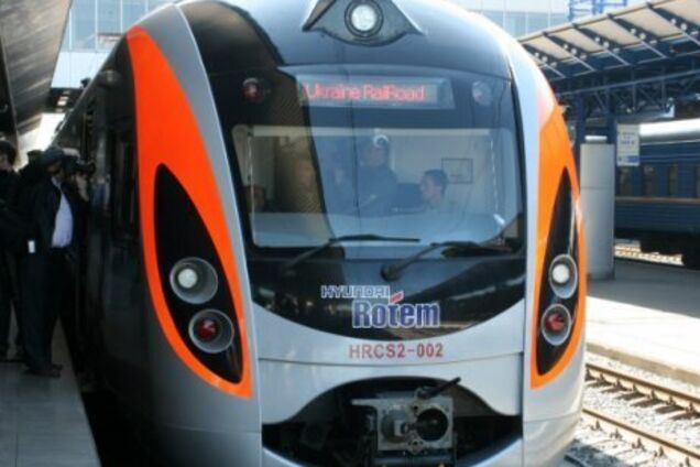 'Укрзалізниця' потеряла миллионы на еде в Интерсити: вскрылась схема